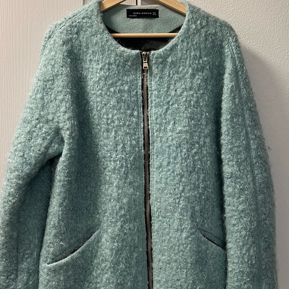 Zara Women’s Mint Green Textured Jacket